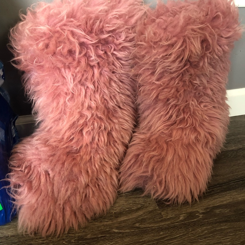 Mama fluff UGG boots